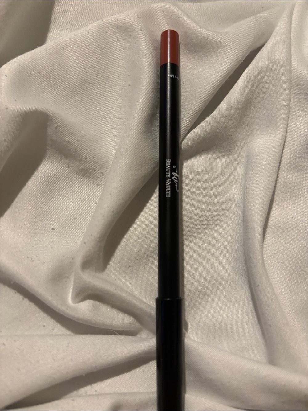 Beauty Vaulte Lip Liner Pencil in Rare Mia